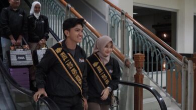 Runner Up Wakil I Duta Wisata (Duwis) Indonesia 2023 asal Aceh, Vima Syaddad Alfathan dan Raisya Almadea Irham. (Foto: Dok. Disbudpar Aceh)