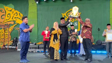 Kabupaten Aceh Selatan sukses mempertahankan juara umum Pekan Kebudayaan Aceh (PKA) ke-8, Minggu 12 November 2023. (Foto: MC PKA)