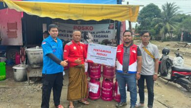 PT Pertamina Patra Niaga Regional Sumatera Bagian Utara memberikan bantuan di Aceh Tenggara. (Foto: Dok. Pertamina)