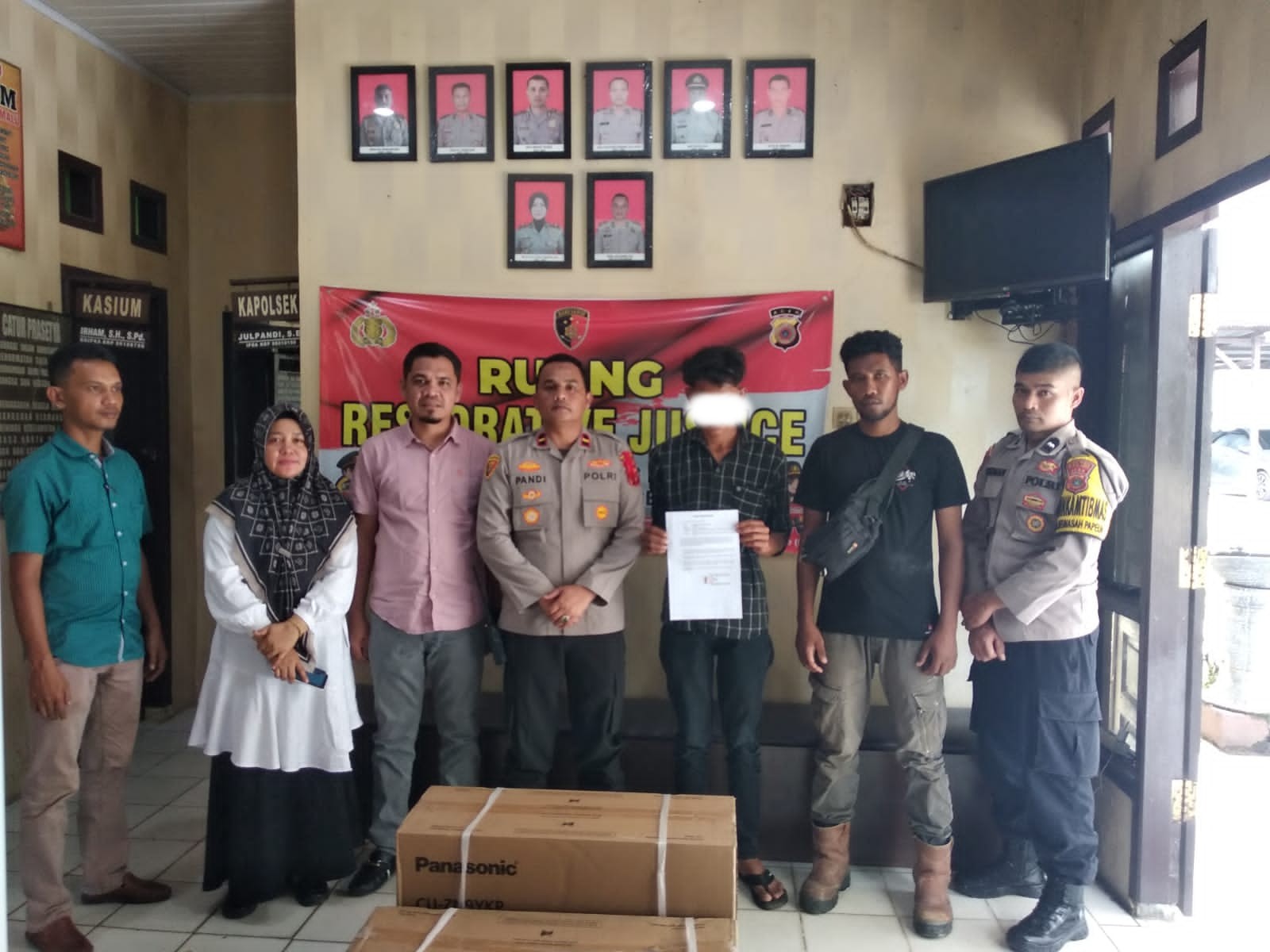 Kasus pencurian AC di Kawasan Aceh Besar berakhir damai di kantor polisi. (Foto: Dok. Polresta Banda Aceh)