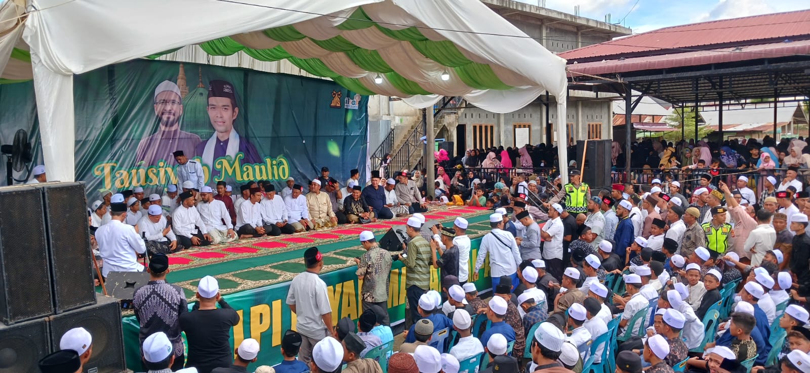 Ustadz Abdul Somad (UAS) saat mengisi tausiah di Aceh, Sabtu, (23/12/2023). (Foto: Dok. MC Syech Fadhil)