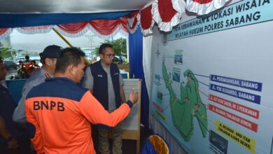 Pj Wali Kota Sabang Reza Fahlevi, melakukan pengecekan langsung ke pos Nataru Kota Sabang. (Foto: Dok. Adpim Sabang)