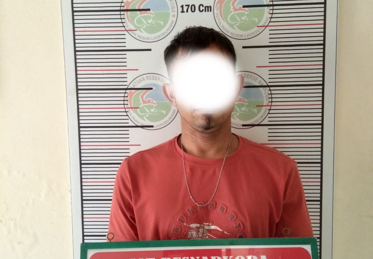 Pelaku yang mengunakan Narkoba jenis sabu ditangkap Polisi di Aceh Utara. (Foto: Distori/Dok. Polisi)