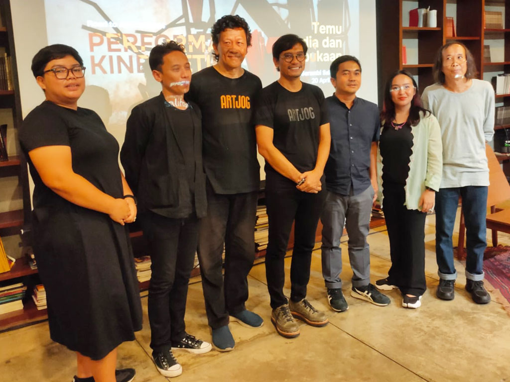 Suasana konferensi pers pembukaan pameran Road to ARTJOG 2024 - Performa Kinestetik, di Galeri Salihara. (Foto: Istimewa)