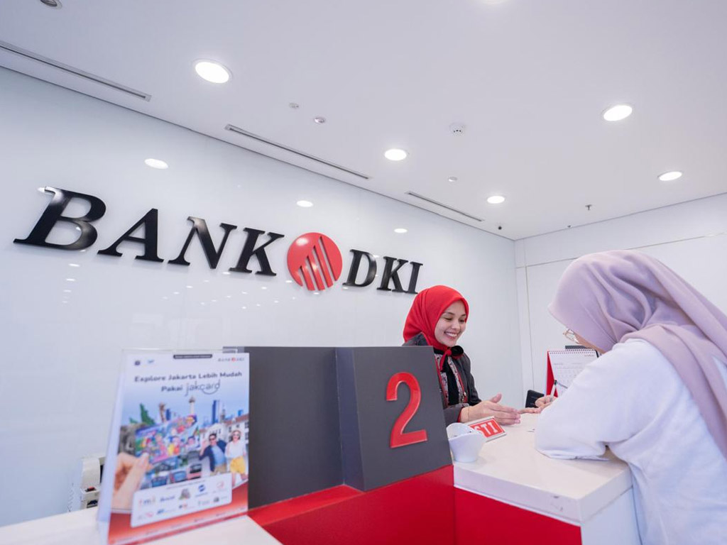 Ilustrasi transaksi di Bank DKI. (Foto: Istimewa)