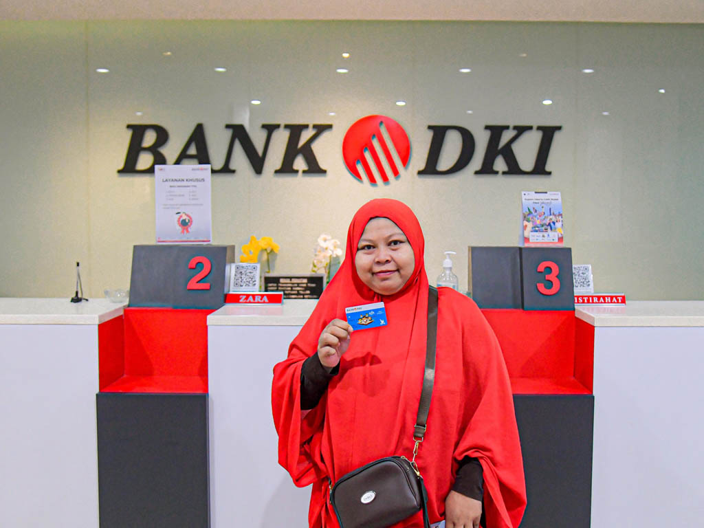 Ilustrasi pembagian KJP di Bank DKI. (Foto: Istimewa)