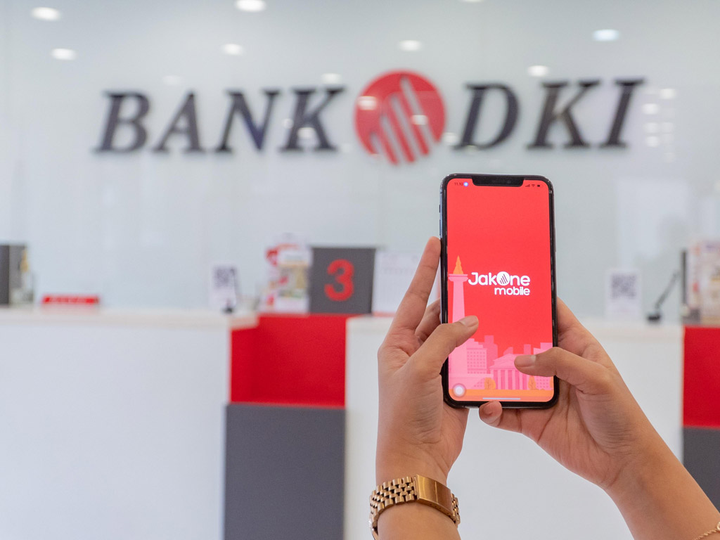 Ilustrasi transaksi keuangan di Bank DKI. (Foto: Istimewa)