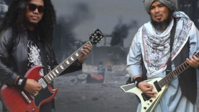 Musisi Cakra Barani dan Ustaz Derry Sulaiman. (Foto: Istimewa)