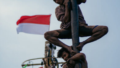 Ilustrasi panjat pinang kolosal. (Foto: Ancol Taman Impian)