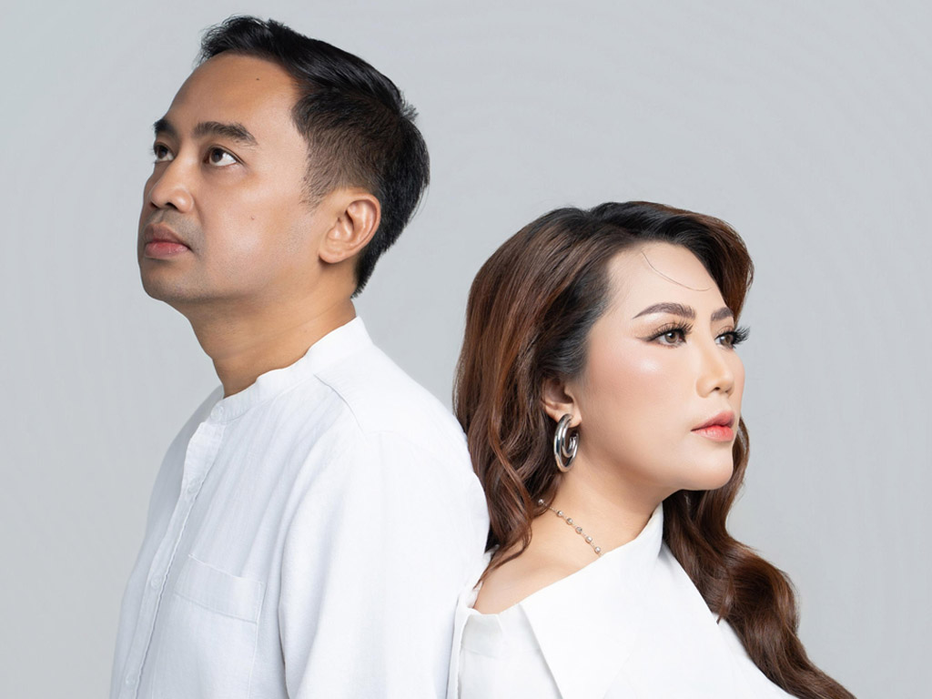 Pasangan suami istri Reydi Nobel Kristoni Haksni Endra Kusuma dan Merie Kusumawati. (Foto: Istimewa)