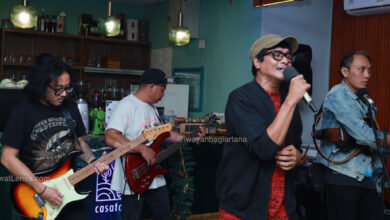 Grup band d'AVERY. (Foto: I Wayan Bagiartana)