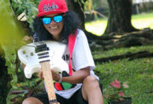 Penyanyi solo, Joni Kemon. (Foto: Istimewa)