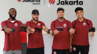 Pemain tim sepakbola Persija hadir dalam program From the Pitch to the Branch dari Bank Jakarta. (Foto: Istimewa)