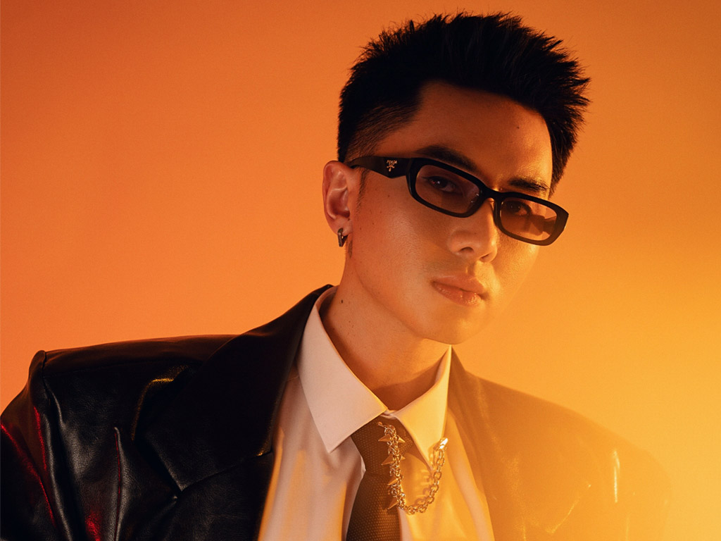 Penyanyi solo, Rafael Tan. (Foto: Istimewa)