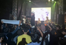 Aksi grup band Sisitipsi di gelaran South Side Vol. 6 di Kopikina Cikini. (Foto: Istimewa)