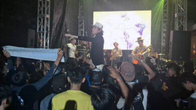 Aksi grup band Sisitipsi di gelaran South Side Vol. 6 di Kopikina Cikini. (Foto: Istimewa)