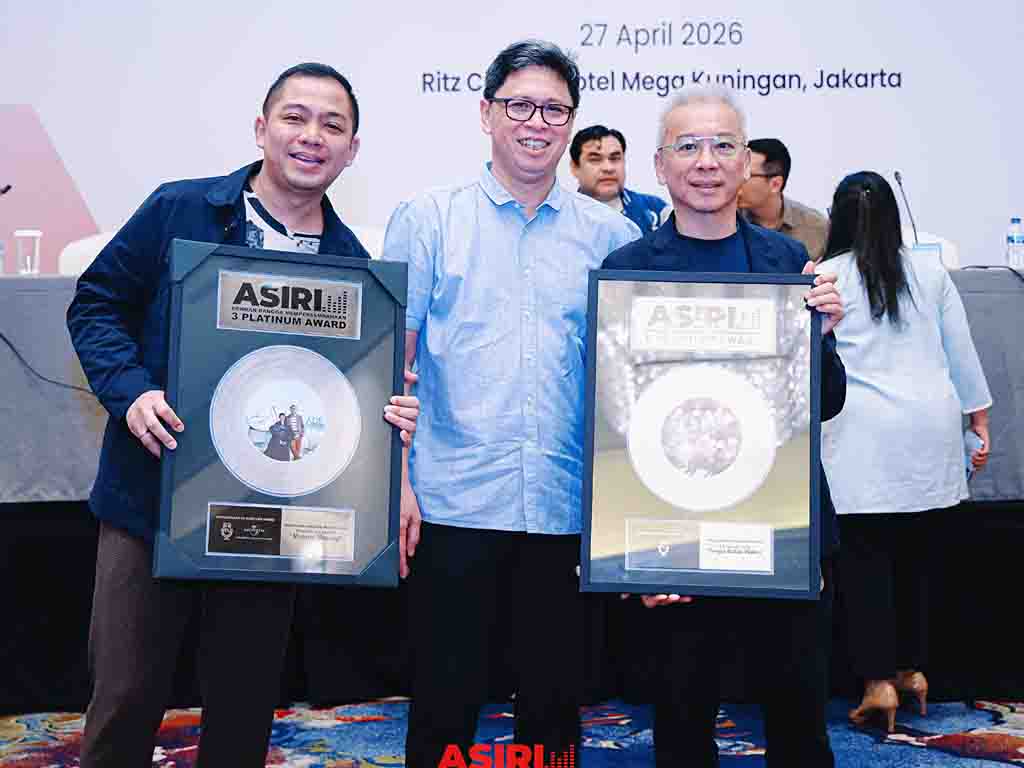 Musisi dan produser Ade Govinda sukses meraih 8 Platinum dari Asiri. (Foto: Istimewa)