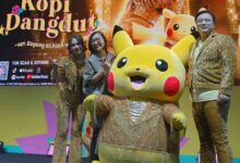 Suasana konferensii pers perilisan single kolaborasi Happy Asmara dengan Pikachu dalam video musik Kopi Dangdut ver. Goyang HEPIKA. (Foto: Istimewa)