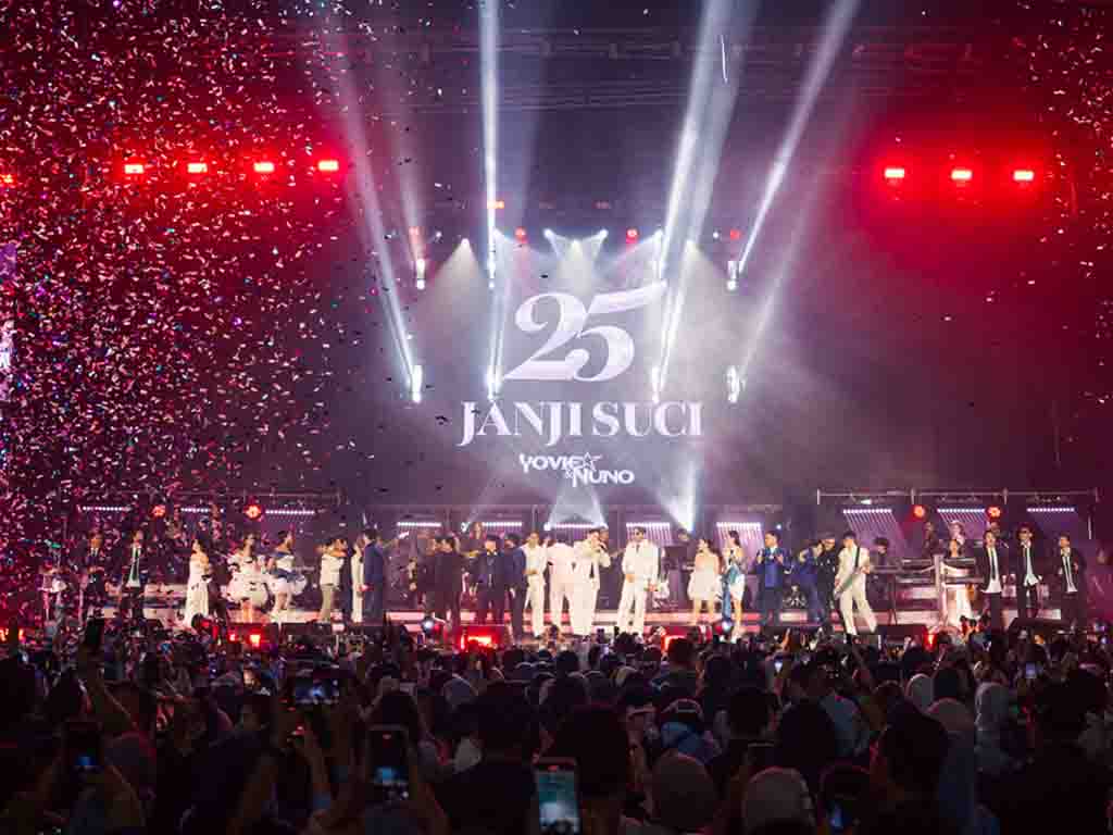 Suasana konser 25 Tahun Janji Suci Yovie & Nuno di Istora Senayan. (Foto: Istimewa)
