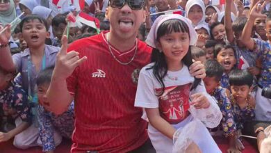 Aksi Annisa Dalimunthe dan Ikmal Tobing saat tur Sekolah Dasar. (Foto: Istimewa)