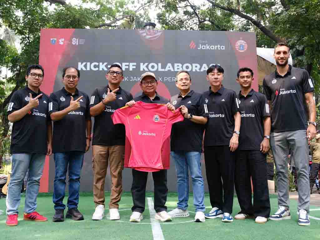 Suasana seremonial kick off kerja sama Bank Jakarta dengan Persija Jakarta. (Foto: Istimewa)